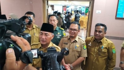Apriyadi dinobatkan Birokrat Peduli Pers…
