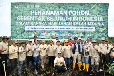 Area Gambut di OKI Ditanami Pohon Pada Peringatan…