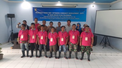 Babinsa Kodim 0402/OKI Bersama Warga Sungai…