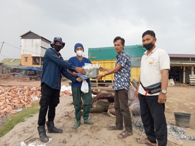 Bahaya Penyakit SE, Disbunak OKI Sigap Vaksinasi…