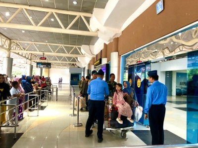 Bandara SMB II Jadi Pusat Mobilitas Warga…