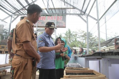 Bangun Ratusan Jamban, Untuk Hidup Layak…