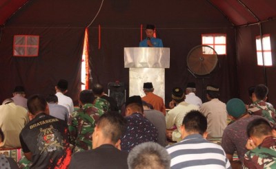 Berbaur Dengan Warga, Satgas TMMD Kodim…