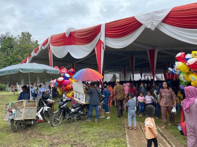 Berkah Pedagang Saat Pelantikan Kades di…