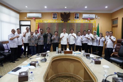 Bupati OKI Siapkan 10 Hektare Lahan di Teluk…