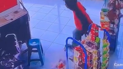 Curi Tabung Gas, Aksi Pria Muda di Palembang…