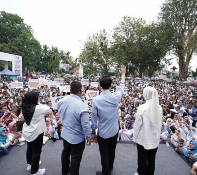 Deklarasi Paslon MURI Dihadiri Ribuan Massa…