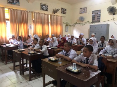 Disdik Palembang Pastikan MBG Tetap Disalurkan…