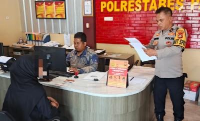 Ditinggal Suami Selingkuh, IRT di Palembang…