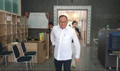 Dodi Reza Alex Penuhi Panggilan Kejati Sumsel,…