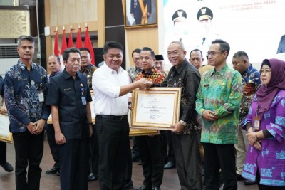 Dorong Inovasi Disdukcapil, Herman Deru…