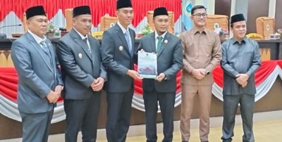 DPRD OKI Gelar Paripurna, Bupati OKI Paparkan…