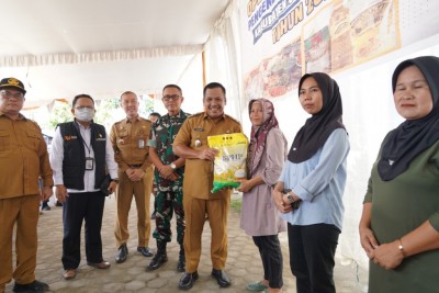 Gelar Pasar Murah, Pemkab OKI Intervensi Harga Sembako Jelang Idul Adha