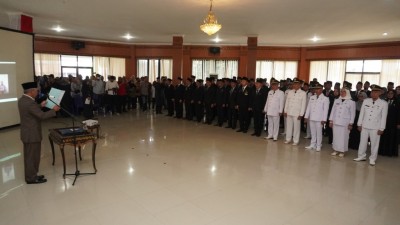 Lantik 69 Pejabat, Bupati OKI Ingin Pembangunan…