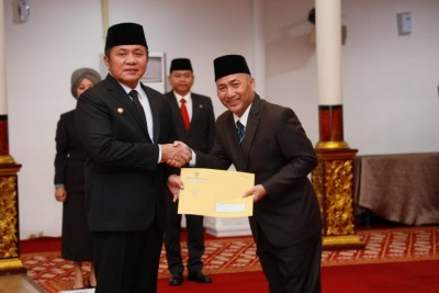 Lantik Sekda Muba, Gubernur Herman Deru:…