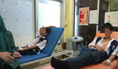 Makan MBG, Belasan Siswa SMP di OKI Alami…