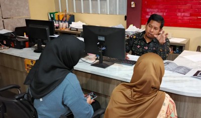 Modus Penukaran Uang Baru, Febry Alia Susanti…