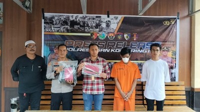 Motif Penusukan Kades Kuala 12 Dilatari…