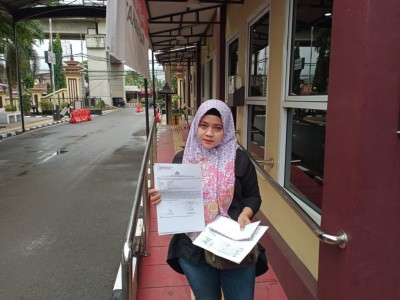 Pelaku Curanmor Beraksi di Parkiran Alfamart…