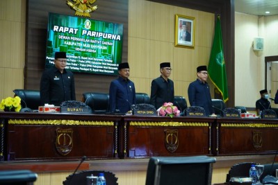 Pj. Bupati Jawab Pemandangan Umum Fraksi-Fraksi…