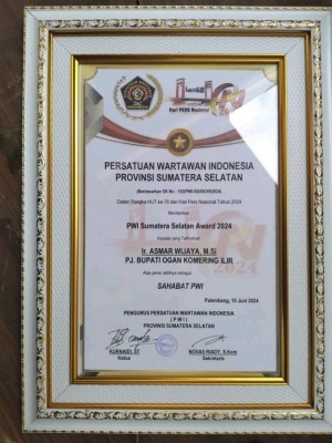 Pj. Bupati OKI menerima Penghargaan Sahabat…