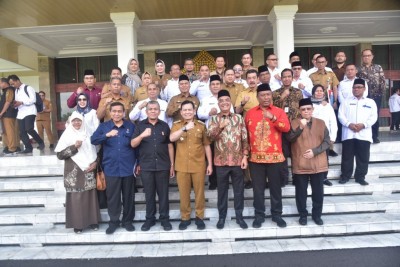 Pj Gubernur Elen Setiadi Ingatkan Para Pejabat…