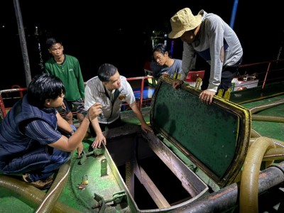 Puluhan Ribu Kiloliter Solar Ilegal Disita, Polda Sumsel Bongkar Praktik Penimbunan di Perairan Bany