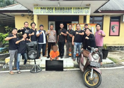 Rampok Uang Rp100 Juta, Ayah Tiri dan Anak…