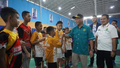 Ratusan Pebulutangkis Se-Sumsel Ikuti Kejurprov…