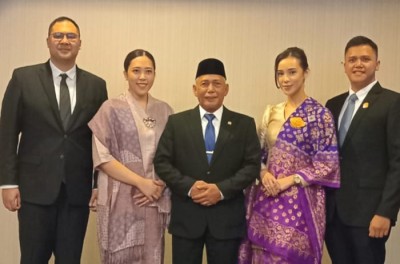 Resmi Dilantik Sebagai Anggota DPR RI, Iskandar,…