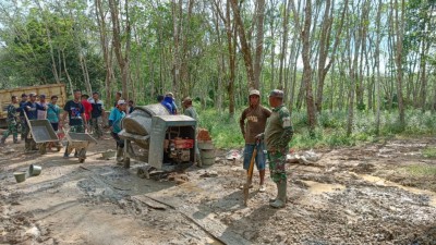 Satgas TMMD ke - 115 Bahu Membahu dengan…