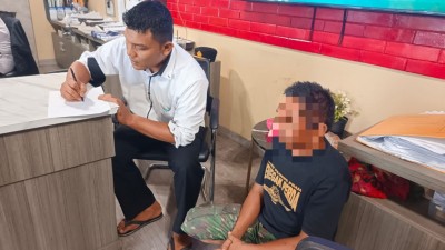 Sebulan Tak Kembalikan Motor Rekan Kerja, Pria Ini Diserahkan Keluarga Korban ke Polrestabes Palemba