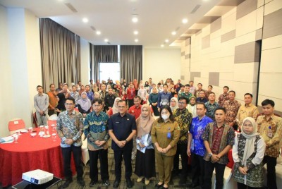 Sekda Edward Candra Buka Coaching Clinic…