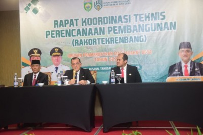 Sekda Sumsel Edward Candra. Buka Rakortekrenbang UPMD 2026, Dorong Percepatan Desa Mandiri