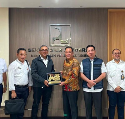 Soroti Jalan Rusak dan Jembatan Tua, Wagub Cik Ujang Minta Pusat Prioritaskan Infrastruktur Sumsel p