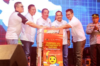 Spektakuler! Wagub Cik Ujang Launching Maskot…