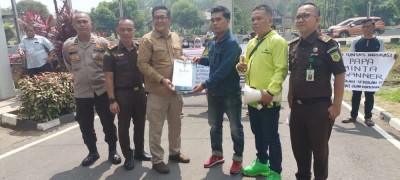 SPM Sumsel Mendesak Kejati Sumsel Usut Tuntas…