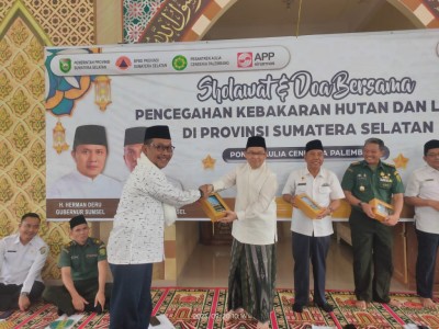 Sumatera Selatan Bersatu Doakan Hujan :…