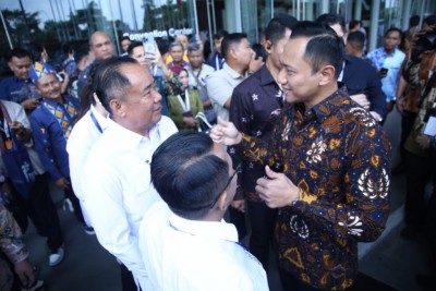 Wagub Cik Ujang Kawal Promosi Investasi…