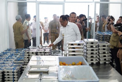 Wagub Cik Ujang Resmikan SPPG Sofyan Kenawas…