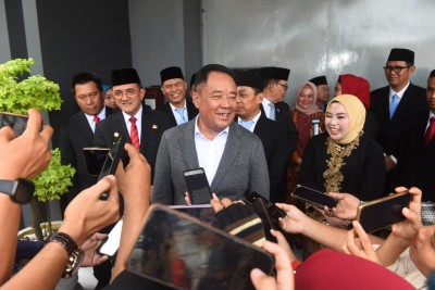 Wagub Cik Ujang Serahkan Remisi HUT RI ke-80,…