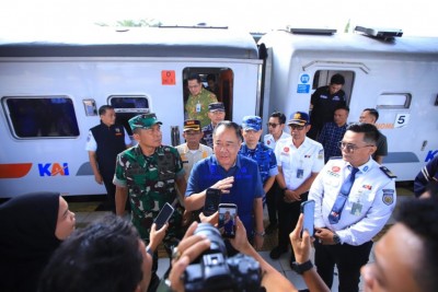 Wagub Sumsel Lepas Mudik Gratis di Kertapati